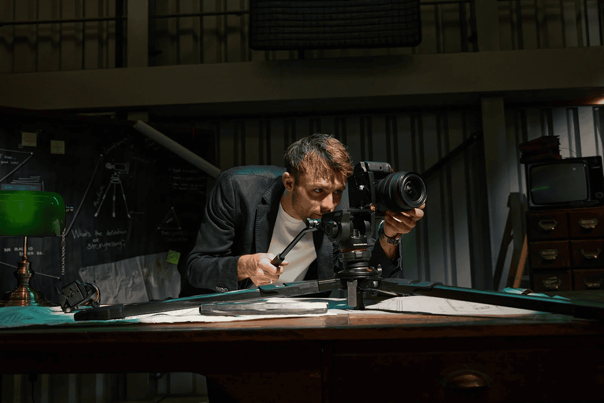 Manfrotto ONE: trípode híbrido para fotógrafos y videógrafos