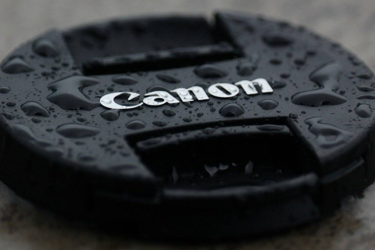 Canon prepara dos nuevos objetivos híbridos: RF 28mm f/1.4 y teleobjetivo compacto para 2026