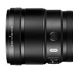El 7Artisans AF 135mm f/1.8 MAX es un teleobjetivo de fotograma completo para Nikon Z con autoenfoque STM, cuerpo de metal sellado y 16 elementos ópticos en 13 grupos.