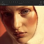 Configuración de edición de fotografías profesional con computadora portátil y monitor externo, software Capture One abierto: Capture One aumenta precios en 2026