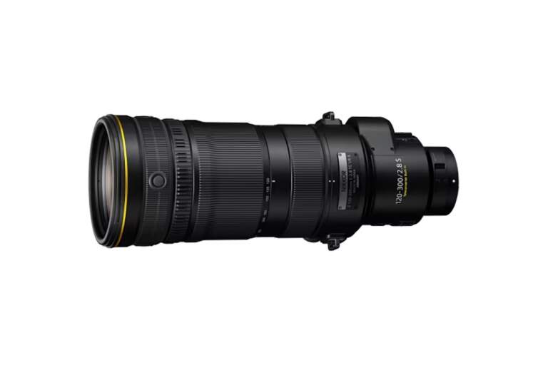 NIKKOR Z 120-300mm f/2.8 TC VR S objetivo zoom telefotográfico Nikon con teleconvertidor integrado anuncio de desarrollo 2026