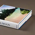 Portada del libro Fullmoon de Darren Almond con un paisaje nocturno capturado con larga exposición