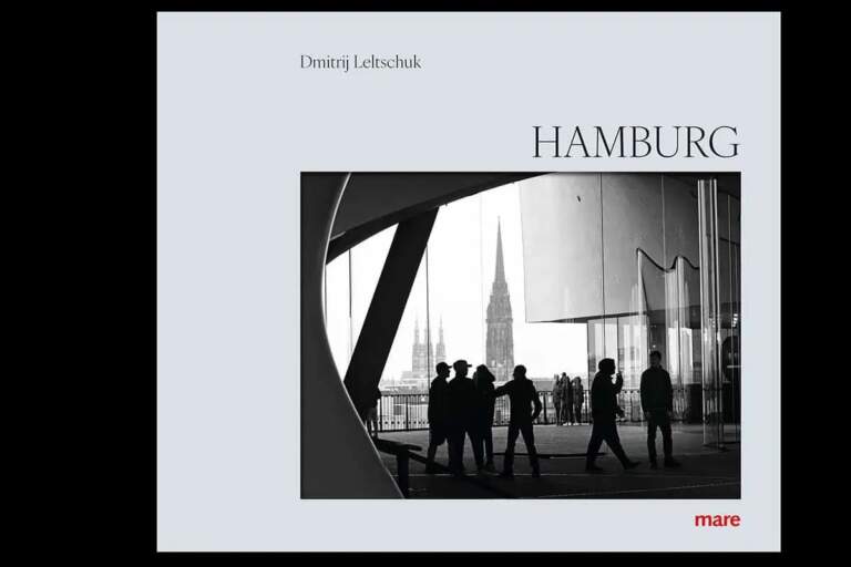 Portada de libro fotográfico sobre Hamburgo de Dmitrij Leltschuk con siluetas de personas.